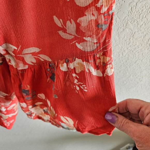 Torrid Woman Size 4 (4X) Peasant Blouse NWT Floral Crochet Trim  Layered Tunic - Picture 4 of 9